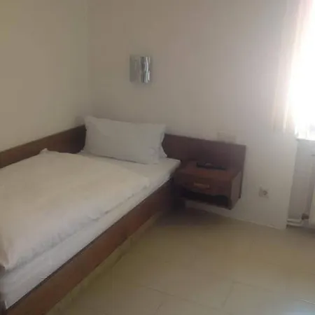 Alessandro Hotel 3*